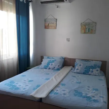 Holiday home A Beautiful House Gjiri Lalzit