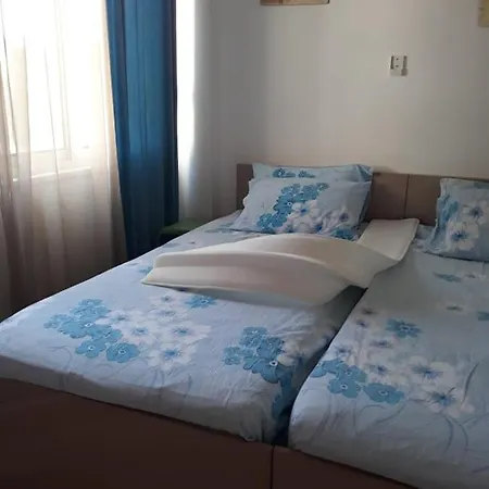 Σπίτι διακοπών A Beautiful House Gjiri Lalzit *