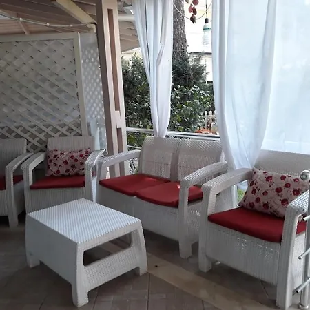 A Beautiful House Gjiri Lalzit Σπίτι διακοπών