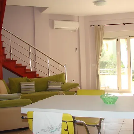 Σπίτι διακοπών A Beautiful House Gjiri Lalzit Fushe-Drac